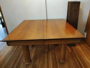 lot 69 image: Vintage Dining Table