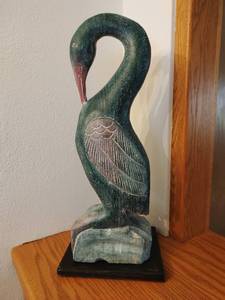 lot 92 image: Bird Dcor