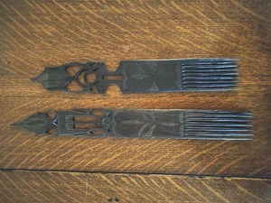 lot 98 image: Carved Wood Art