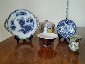 lot 223 image: Collection of Asian Style Dishes