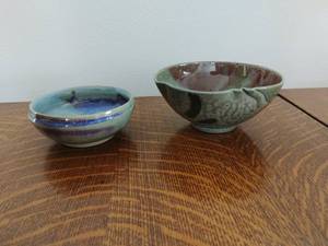 lot 24 image: 2 Studio Pottery Bowls