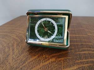 lot 33 image: Vintage Bulova Travel Alarm Clock