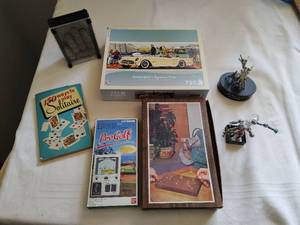 lot 299 image: Collection of Toys & Games