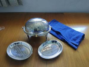 lot 415 image: Vintage Chaffing Dish