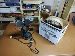 lot 444 image: Two Vintage Fans