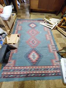 lot 464 image: Vintage Area Rug