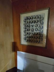 lot 465 image: Collection of Vintage Dcor & Furniture