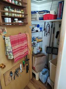 lot 238 image: Contents of Kitchen Cabinets & Pantry