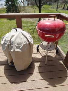 lot 248 image: Weber Charcoal Grill with Cover