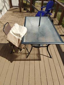 lot 250 image: Collection of Outdoor Furniture