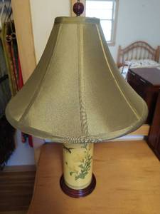 lot 157 image: Table Lamp