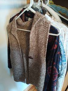 lot 300 image: Clothing Lot