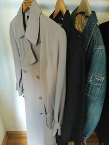 lot 302 image: Coats