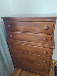 lot 332 image: Dresser
