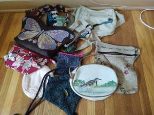lot 336 image: Handbags