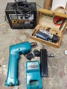 lot 356 image: Dremel, Drill, & Charger