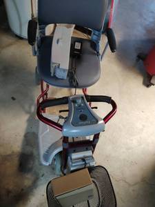 lot 365 image: Easy Travel Scooter