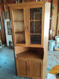 lot 399 image: Corner Cabinet