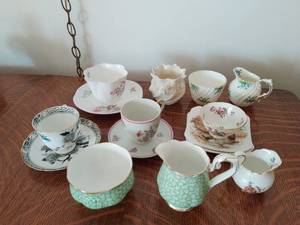 lot 554 image: China
