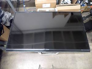 Aquos&nbspLC-60EQ10U 60 TV  1920 x 1080 resolution with 240Hz refresh rate  includes power cable and remote