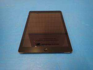 Apple&nbspiPad Air 1st Gen A1474  16GB of storage  no charger
