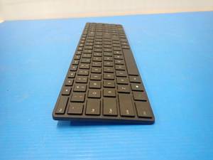 Microsoft Bluetooth Designer Keyboard 1678