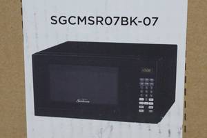 lot 144 image: NEW Sunbeam 0.7 Cu Ft Black Microwave Oven