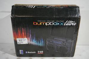lot 165 image: BROKEN Bumpboxx Ultra Bluetooth Boombox - NO Power