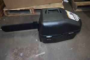 lot 189 image: Poulan Pro 20 50cc Gas Chainsaw with Case