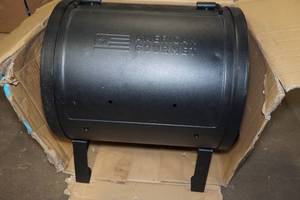 lot 185 image: American Gourmet Smoker