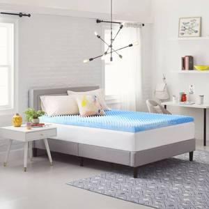 lot 167 image: Comfort Revolution 3 Reversible Mattress Topper