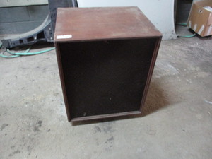 Pedestal Speaker