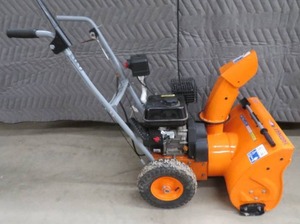 lot 5 image: YARD MAX SNOW BLOWER
