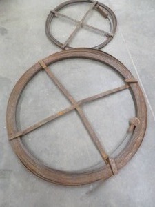 lot 35 image: 2 LARGE SEWER SNAKES