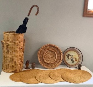 Vintage Wicker Dcor