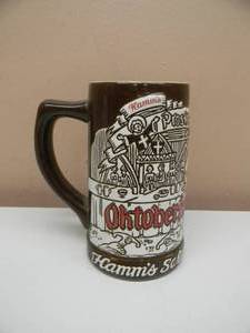 VINTAGE 1973 HAMMS BEER OCTOBERFEST MUG - COOL PIECE - SEE PICTURES