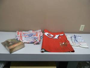 VINTAGE BUDWEISER BEER COLLECTION - VINYL BANNER, SHEETS & PILLOW CASE, STEAK PLATE WITH KNIFE & STEAK SAUCE - COOL COLLECTION - SEE PICTURES