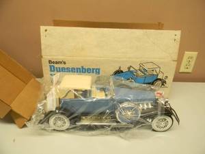 VINTAGE JIM BEAMS DUESENBERG MODEL J CAR DECANTER - NEW OLD STOCK - IN BOX - FANTASTIC PIECE - SEE PICTURES