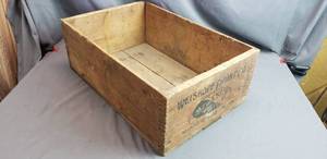 lot 8 image: Vintage Wood Paint Box