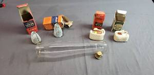 lot 10 image: Aladdin Oil Lamp Items