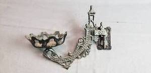 lot 20 image: Black Oil Lamp Wall Mount