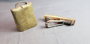 lot 29 image: Vintage Bell and Door Knocker