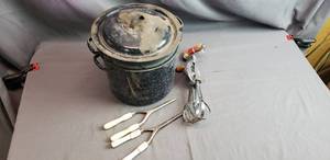 lot 31 image: Vintage Blue Speckled Stock Pot with Colander Insert, Hand Mixer