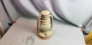 lot 72 image: Barn Lantern