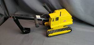 lot 80 image: Tonka Excavator