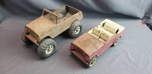 lot 108 image: 2 Tonka Jeep Frames