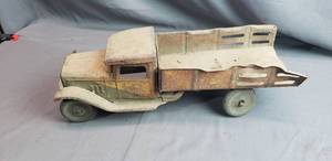 lot 111 image: Buddy City Dray Truck