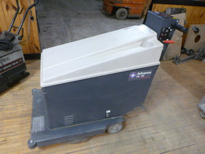 lot 1 image: Advance BS20 Floor Polisher