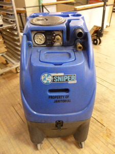 lot 3 image: Ultimate Solutions Sniper Carpet Extractor