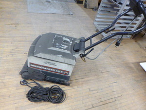 lot 5 image: Advance Micromatic 14 E Floor Scrubber